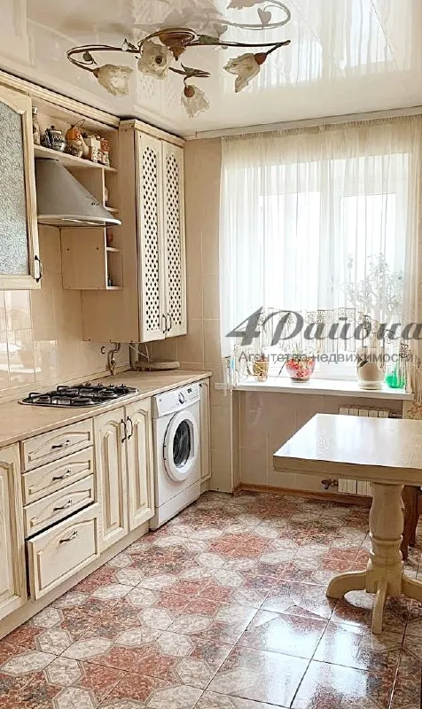 !! Снижение стоимости, в связи с срочностью продажи!!! Продается отличная 3-комнатная квартира, расп... - фотография