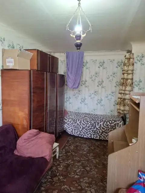 Луганск, срочная продажа, цена снижена. Продам 1 комнатную квартиру в р-н ж/д вокзала, по ул. Кирова... - фотография