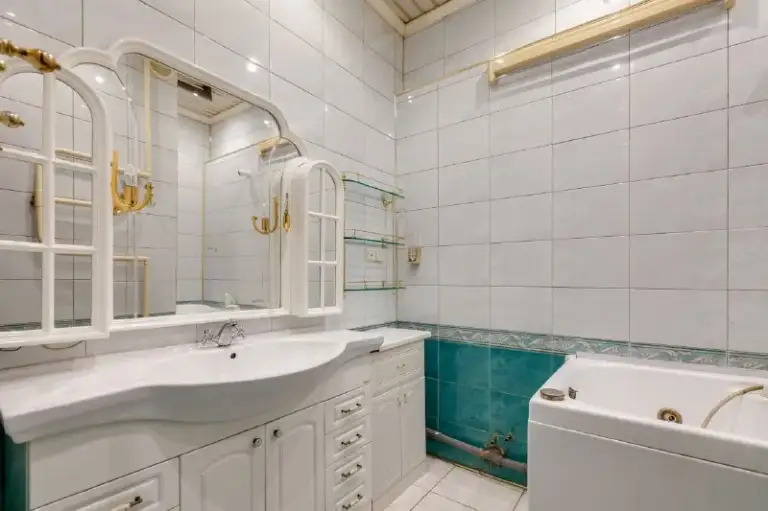 Комната, 15 м²
М университет

• 17 Мин пешком
• 3-Комнатная квартира
• 7 Этаж из 8
• Пр-кт ленинский 62/1, на карте

41 000 ₽/Мес, без комиссии
Большой гайд по аренде

Холодильник • стиральная машина • интернет • мебель • лифт • мусоропровод • посудомойка • кондиционер • с животными • с детьми • телевизор • консьерж

Гагаринский район
Чистота 4.47 транспорт 4.63
Парки и скверы 4.89

Агент. Дом расположен в престижном районе москвы. В пешей доступности множество ресторанов и кафе, продуктовых магазинов, бутиков, аптек. В непосредственной близости мгу, академический парк. В стоимость включено: безлимитный wi-fi, еженедельная уборка общих зон, вся необходимая техника. Йога, английский, мероприятия внутри комьюнити коливинга.

Elena, написать
Уровень доверия средний 🆗
Выложить квартиру бесплатно - фотография - 6