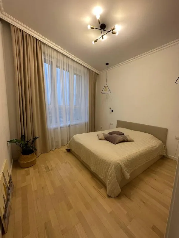 3-Комн квартира, 68.6 м²
М шелепиха
• 7 Мин пешком
• 26 Этаж из 36
• Наб шелепихинская 34 к1, на карте
135 000 ₽/Мес, без комиссии
Большой гайд по аренде
Холодильник • стиральная машина • интернет • мебель • посудомойка • телевизор • лифт • консьерж • мусоропровод • кондиционер • с животными • с детьми
Район хорошёво-мнёвники
Чистота 4.06 транспорт 4.47
Парки и скверы 3.70
Субаренда. Апартаменты. Готовы сдать квартиру на 3 месяца с 12 января. Угловая, видовая квартира оборудованная всей необходимой техникой для жизни. Соседи тихие и спокойные. В жк есть вся инфраструктура: спорт зал, рестораны, магазины
Данил, написать
Уровень доверия средний 🆗
Выложить квартиру бесплатно - фотография - 4