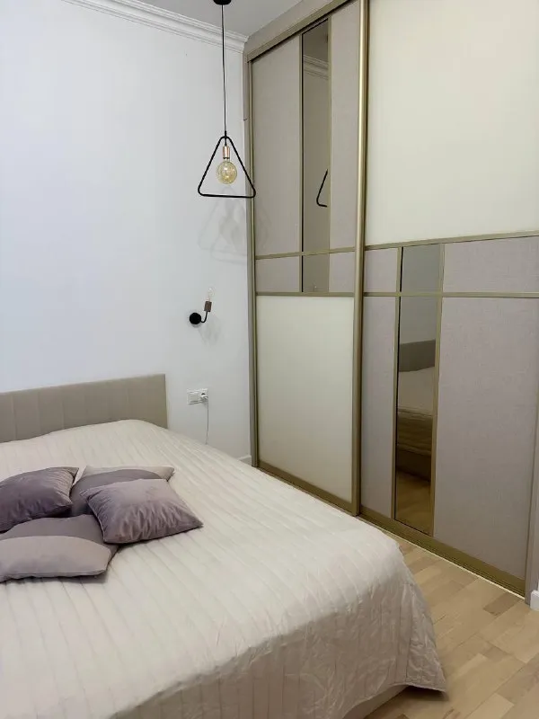 3-Комн квартира, 68.6 м²
М шелепиха
• 7 Мин пешком
• 26 Этаж из 36
• Наб шелепихинская 34 к1, на карте
135 000 ₽/Мес, без комиссии
Большой гайд по аренде
Холодильник • стиральная машина • интернет • мебель • посудомойка • телевизор • лифт • консьерж • мусоропровод • кондиционер • с животными • с детьми
Район хорошёво-мнёвники
Чистота 4.06 транспорт 4.47
Парки и скверы 3.70
Субаренда. Апартаменты. Готовы сдать квартиру на 3 месяца с 12 января. Угловая, видовая квартира оборудованная всей необходимой техникой для жизни. Соседи тихие и спокойные. В жк есть вся инфраструктура: спорт зал, рестораны, магазины
Данил, написать
Уровень доверия средний 🆗
Выложить квартиру бесплатно - фотография - 5
