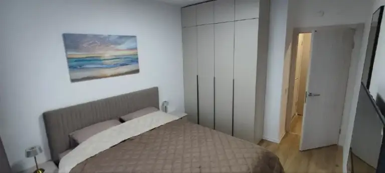 2-Комн квартира, 36 м²
М красный строитель
• 5 Мин пешком
• 22 Этаж из 33
• Ул дорожная 46 к3, на карте
76 000 ₽/Мес, без комиссии
Большой гайд по аренде
Холодильник • стиральная машина • интернет • мебель • посудомойка • кондиционер • с детьми • телевизор • лифт • с животными • мусоропровод • консьерж
Собственник. Сдается впервые. Собственник. Квартира полностью готова к заселению. 5 минут пешком до мцд красный строитель, 15 минут до м. Аннино. Залог 75 тыс, только долгосрочная аренда. © предоплату до просмотра просят только мошенники!
Юлия, написать
Уровень доверия низкий ⚠️
Выложить квартиру бесплатно - фотография - 7