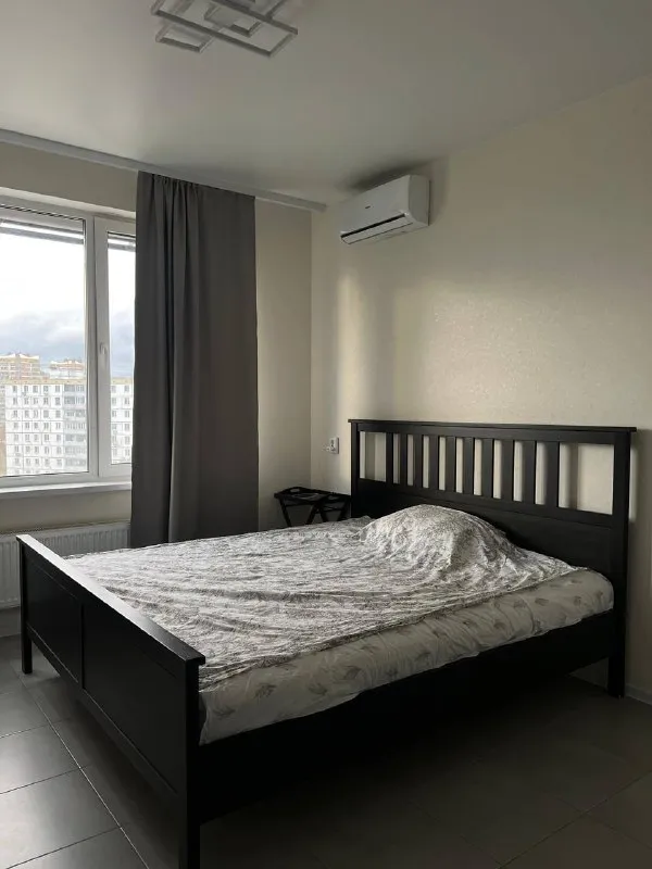 Студия, 22.7 м²
М моссельмаш

• 7 Мин пешком
• 9 Этаж из 22
• Ул дегунинская 9 к1, на карте

50 000 ₽/Мес, без комиссии
Большой гайд по аренде

Интернет • мебель • стиральная машина • холодильник • кондиционер • телевизор • лифт • посудомойка • с животными • с детьми • мусоропровод • консьерж

Район западное дегунино
Чистота 3.56 транспорт 4.69
Парки и скверы 3.28

Собственник. Апартаменты. Жк бизнес класса © предоплату до просмотра просят только мошенники!

Изабелла р, написать
Уровень доверия низкий ⚠️
Выложить квартиру бесплатно - фотография - 1