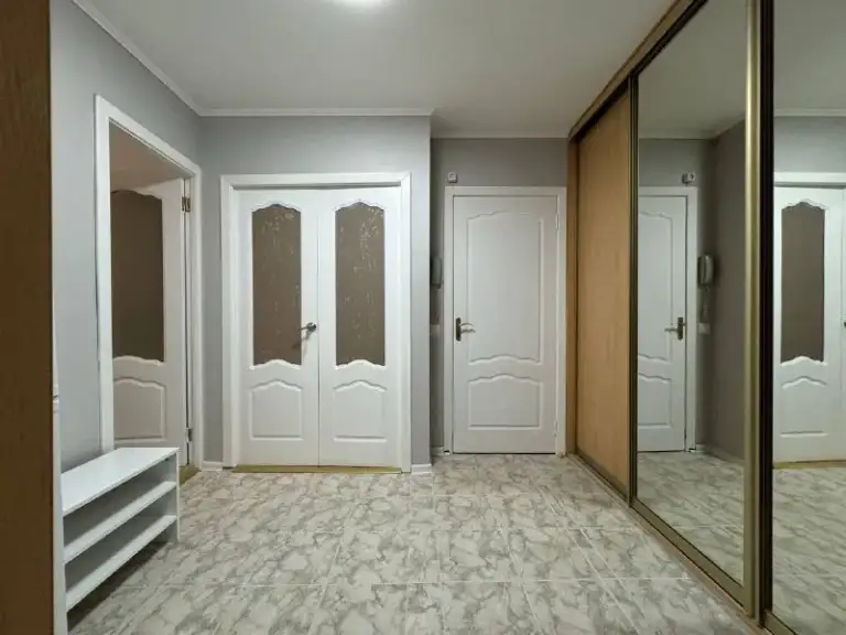Комната, 12.5 м²
М бабушкинская
• 10 Мин пешком
• 3-Комнатная квартира
• 2 Этаж из 16
• Ул печорская 11, на карте
38 000 ₽/Мес, без комиссии
Большой гайд по аренде
Холодильник • стиральная машина • интернет • мебель • лифт • мусоропровод • посудомойка • кондиционер • с животными • с детьми • телевизор • консьерж
Бабушкинский район
Чистота 4.39 транспорт 4.55
Парки и скверы 4.54
Агент. Развитая инфраструктура, а главное: 10 минут пешей прогулки до метро бабушкинская. В соседнем доме: яндекс маркет, салон красоты, аптека и много уютных кофеен по пути к метро. Сквер, с оборудованной территорией для занятий спортом за домом, можно легко взять кофе и почитать книгу в зеленом сквере.
Elena, написать
Уровень доверия средний 🆗
Выложить квартиру бесплатно - фотография - 8