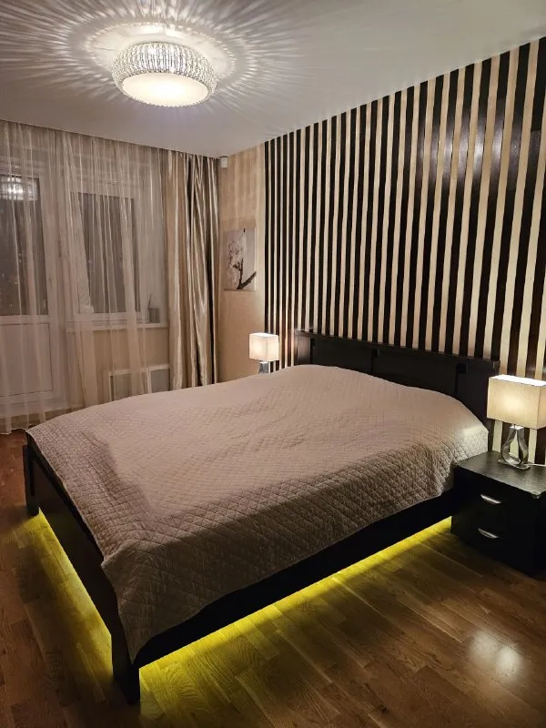 2-Комн квартира, 56 м²
М бунинская аллея
• 10 Мин пешком
• 9 Этаж из 9
• Ул южнобутовская 137, на карте
75 000 ₽/Мес, без комиссии
Большой гайд по аренде
Интернет • мебель • холодильник • стиральная машина • телевизор • мусоропровод • лифт • с детьми • посудомойка • кондиционер • с животными • консьерж
Район южное бутово
Чистота 4.24 транспорт 3.99
Парки и скверы 4.89
Собственник. Квартира готова к заселению! Сдаётся на долгий срок. Квартира уютная, просторная, с большим количеством мест для хранения вещей, прекрасной кухней, 2 балконами и чудесным видом из окон. Шаговая дрступность до метро! Рядом крупный тц, фитнес клубы, пвз, в доме есть супермаркет. © предоплату до просмотра просят только мошенники!
Svetlana, написать
Уровень доверия низкий ⚠️
Выложить квартиру бесплатно - фотография - 2