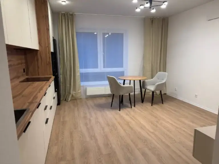 3-Комн квартира, 51 м²
М потапово

• 2 Мин пешком
• 14 Этаж из 17
• Ул александры монаховой 83, на карте

95 000 ₽/Мес, без комиссии
Большой гайд по аренде

Холодильник • стиральная машина • интернет • мебель • посудомойка • лифт • кондиционер • с животными • с детьми • телевизор • мусоропровод • консьерж

Собственник. Собственник, дата заселения самая ближайшая, есть залог. Окна выходят во двор. Вся инфраструктура у дома есть - магазины, кафе и школы © предоплату до просмотра просят только мошенники!

Тема, написать
Уровень доверия низкий ⚠️
Выложить квартиру бесплатно - фотография - 3