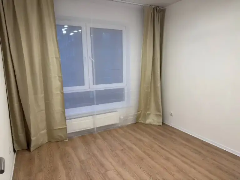 3-Комн квартира, 51 м²
М потапово

• 2 Мин пешком
• 14 Этаж из 17
• Ул александры монаховой 83, на карте

95 000 ₽/Мес, без комиссии
Большой гайд по аренде

Холодильник • стиральная машина • интернет • мебель • посудомойка • лифт • кондиционер • с животными • с детьми • телевизор • мусоропровод • консьерж

Собственник. Собственник, дата заселения самая ближайшая, есть залог. Окна выходят во двор. Вся инфраструктура у дома есть - магазины, кафе и школы © предоплату до просмотра просят только мошенники!

Тема, написать
Уровень доверия низкий ⚠️
Выложить квартиру бесплатно - фотография - 4