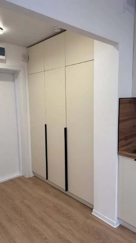 3-Комн квартира, 51 м²
М потапово

• 2 Мин пешком
• 14 Этаж из 17
• Ул александры монаховой 83, на карте

95 000 ₽/Мес, без комиссии
Большой гайд по аренде

Холодильник • стиральная машина • интернет • мебель • посудомойка • лифт • кондиционер • с животными • с детьми • телевизор • мусоропровод • консьерж

Собственник. Собственник, дата заселения самая ближайшая, есть залог. Окна выходят во двор. Вся инфраструктура у дома есть - магазины, кафе и школы © предоплату до просмотра просят только мошенники!

Тема, написать
Уровень доверия низкий ⚠️
Выложить квартиру бесплатно - фотография - 6