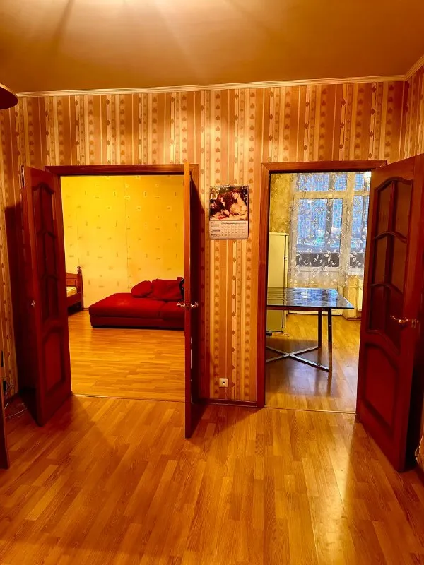 1-Комн квартира, 46 м²
М медведково
• 20 Мин на транспорте
• 4 Этаж из 15
• Мытищи, ул мира 30, на карте
Холодильник • стиральная машина • интернет • мебель • телевизор • лифт • с детьми • посудомойка • кондиционер • с животными • мусоропровод • консьерж
Собственник. Сдается от собственника, светлая и очень просторная однокомнатная квартира, полностью готова к заселению для семьи из 2-3 человек. Удобное расположение - рядом трц, магазины, остановка в 1 мин от дома. До медведково 20 мин, хорошая транспортная доступность. 2 огромных лоджии, большая кухня со спальным местом. Залог 46000
Аукцион! Предложи цену в комментариях с рассказом о себе. Собственник напишет в лс на лучшее предложение.
Выложить квартиру бесплатно - фотография - 3