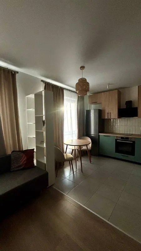 1-Комн квартира, 31 м²
М нижегородская

• 5 Мин пешком
• 28 Этаж из 33
• Ш перовское 2 к3, на карте

Стиральная машина • интернет • мебель • холодильник • посудомойка • с животными • лифт • кондиционер • с детьми • телевизор • мусоропровод • консьерж

Нижегородский район
Чистота 3.25 транспорт 3.94
Парки и скверы 3.24

Собственник. Квартира от собственника, доступна с января на долгий срок. Без балкона и лоджий, окна выходят во двор. Залог - 70000 рублей. Коммунальные услуги оплачиваются отдельно. Магазины у дома - вкусвилл, wb, ozon, пятерочка. © предоплату до просмотра просят только мошенники!

Аукцион! Предложи цену в комментариях с рассказом о себе. Собственник напишет в лс на лучшее предложение.
Выложить квартиру бесплатно - фотография - 4