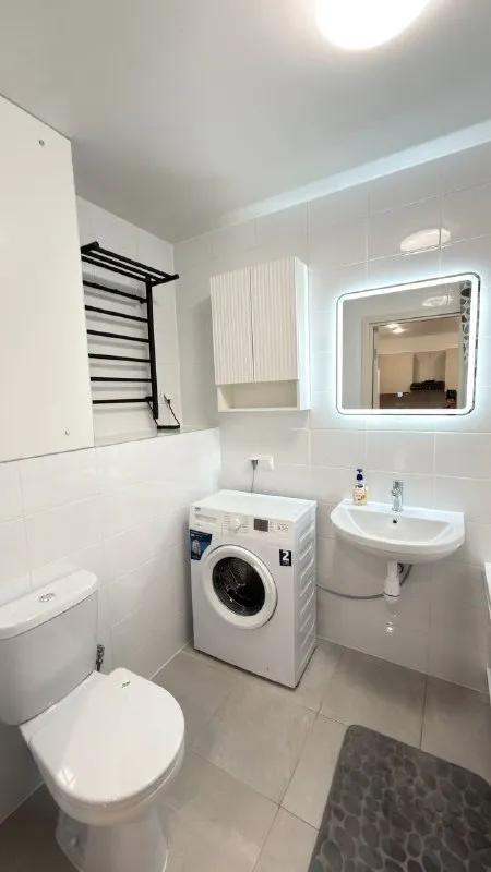 Евродвушка🏙️
М. Саларьево1️⃣
Сдаётся на длительный срок евродвушка.
📍Адрес: трехполье, 6к1.
Квартира новая, мебель и техника новая. Метро в пешей доступности.
💳Цена: 75.000₽ в месяц, залог 75.000₽. Счетчики свет, вода.
Гражданство рф, без животных.
💌По всем вопросам: @anulya1707 - фотография - 5