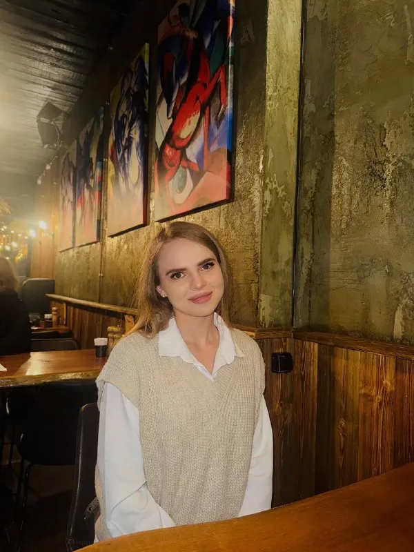 Снимем студию/комнату🔎

О себе:
Меня зовут александра, мне 23 года, в данный момент работаю в другом городе, занимаюсь спортом, не имею вредных привычек, чистоплотна, умею ценить личное время и пространство

Есть питомец(кошечка) послушная, ходит строго в лоток, уважает личные границы, так же как и её хозяйка, ничего не дерёт и не ломает, на такой случай у питомца есть свой домик с оборудованной когтезаточкой

В связи с переездом ищу уютное место, где нас с моим послушным питомцем примут🥹планирую переезд конец января-начало февраля
В приоритете запад, юго-запад

Понимаю, что очень не просто найти домик, где люди с пониманием относятся к хвостатым, но надеюсь, мы придём к общему мнению🫶🏻

💳Бюджет: 30.000₽-37.000₽
На длительный срок

Буду благодарна любым предложениям и ответам🙏🏻

💌Telegram: @sashenka_2931 - фотография - 2