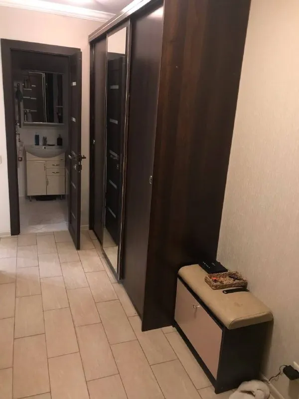 Комната🏙️
М. Бабушкинская6️⃣
Комната (17 м²).
М. Бабушкинская (15 минут пешком).
📍Адрес: ул. Сухонская, 9
Ищу соседа/соседку в отдельную комнату с балконом в 2-к квартиру на длительный срок.
Этаж 15/16, есть вся необходимая мебель и техника. Wi-fi, smart тв.
Удобное транспортное сообщение (метро, автобусы, трамвай), без пробок.
Супермаркеты в 3 минутах от дома (перекресток, магнит, пятерочка)
Через дорогу большой обустроенный парк.
Договор с собственником.
💳Цена: 37.500₽ + к/у (2.000₽-2.500₽). Без залога и комиссий
💌Telegram: @ethicstm
Vk. Com/id762654 - фотография - 6