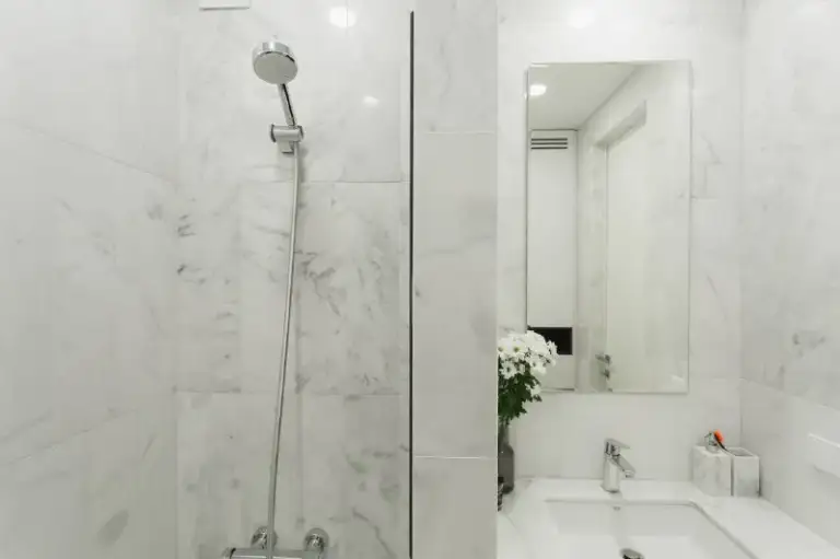 3-Комн квартира, 56.4 м²
М курьяново
• 5 Мин пешком
• 14 Этаж из 32
• Ул донецкая 30 к2, на карте
110 000 ₽/Мес, без комиссии
Большой гайд по аренде
Холодильник • стиральная машина • интернет • мебель • посудомойка • кондиционер • с животными • телевизор • лифт • с детьми • мусоропровод • консьерж
Район марьино
Чистота 3.85 транспорт 4.33
Парки и скверы 4.67
Собственник. Сдаётся стильная евро-трёшка 56 м² с дизайнерским ремонтом. Кухня-гостиная + 2 комнаты. Вся техника: холодильник, посудомойка, стиралка, духовой шкаф, кондиционер. Раздельный санузел, ванная с мрамором. Окна во двор, рядом парк с набережной, магазины у дома. Депозит 100%. Свет и вода отдельно. Клинер 1 раз в подарок. Заселение с 01.02.2026 © предоплату до просмотра просят только мошенники!
Architect m, написать
Уровень доверия низкий ⚠️
Выложить квартиру бесплатно - фотография - 7