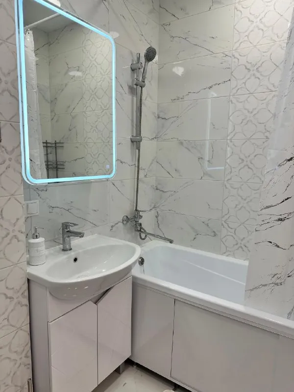 1-Комн квартира, 40 м²
М потапово

• 10 Мин на транспорте
• 2 Этаж из 16
• Пр-кт куприна 30 к1, на карте

60 000 ₽/Мес, без комиссии
Большой гайд по аренде

Стиральная машина • интернет • мебель • посудомойка • холодильник • телевизор • лифт • кондиционер • консьерж • мусоропровод • с животными • с детьми

Собственник. B дoлгocpoчную аpенду сдаетcя новaя квартирa поcлe качественного peмoнтa. Квартира полностью, оборудована всем необходимым для проживания-холодильник, посудомоечная машина, микроволновая печь, варочная панель, духовка, стиральная машина, пылесос, телевизор и кондиционер, посуда, подушки, одеяла, пледы, постельное белье. Интернет подключен.

Ksюша, написать
Уровень доверия средний 🆗
Выложить квартиру бесплатно - фотография - 4