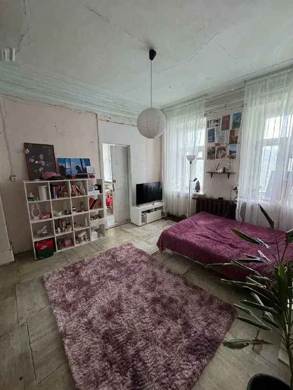 Комната, 16.5 м²
М цветной бульвар

• 2 Мин пешком
• 4-Комнатная квартира
• 3 Этаж из 7
• Б-р цветной 25 стр1, на карте

37 000 ₽/Мес, без комиссии
Большой гайд по аренде

Холодильник • стиральная машина • интернет • мебель • посудомойка • лифт • кондиционер • с животными • с детьми • телевизор • мусоропровод • консьерж

Тверской район
Чистота 4.59 транспорт 4.82
Парки и скверы 3.85

Субаренда. Изолированная комната. Ку включено. Залог 20.000 заезд 10 января комната в 4х комнатной квартире, соседи 2 девочки и 1 мальчик. Все необходимое, стиралка, посудомойка, микроволновка и пр дружные соседи, не прочь пообщаться, но и личное пространство уважаем ищем: чистоплотную соседку, уважающую личное пространство © предоплату до просмотра просят только мошенники!

Yana, написать
Уровень доверия низкий ⚠️
Выложить квартиру бесплатно - фотография - 1