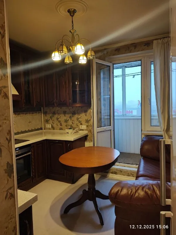 1-Комн квартира, 40 м²
М марьина роща
• 10 Мин пешком
• 8 Этаж из 22
• Ул шереметьевская 27, на карте
86 000 ₽/Мес, без комиссии
Большой гайд по аренде
Холодильник • стиральная машина • интернет • мебель • посудомойка • кондиционер • с животными • лифт • консьерж • мусоропровод • с детьми • телевизор
Район марьина роща
Чистота 3.96 транспорт 4.19
Парки и скверы 3.15
Собственник. С новым годом! Собственник. Уютная 1к квартира у метро. Балкон. Дорогая мебель, чистая светлая квартира. Район с полной инфраструктурой, рядом парки и удобная транспортная логистика возможно квартира в первом полугодии будет продаваться, показы по согласованию с вами после марта. Ку 6000р и инет отдельно. Ждем лучших арендодателей и ваши пожелания © предоплату до просмотра просят только мошенники!
Ольга, написать
Уровень доверия низкий ⚠️
Выложить квартиру бесплатно - фотография - 6