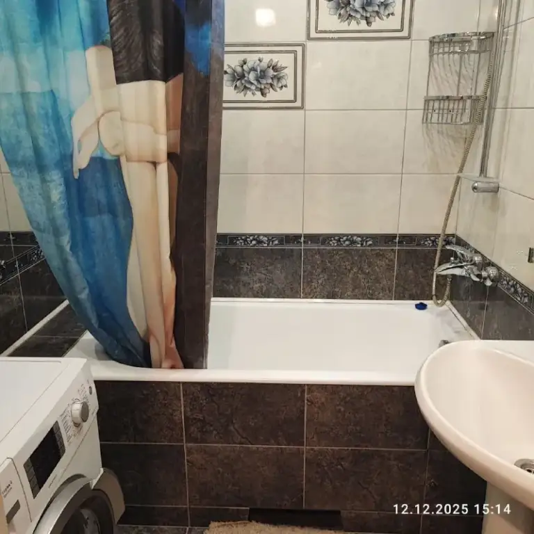 1-Комн квартира, 40 м²
М марьина роща
• 10 Мин пешком
• 8 Этаж из 22
• Ул шереметьевская 27, на карте
86 000 ₽/Мес, без комиссии
Большой гайд по аренде
Холодильник • стиральная машина • интернет • мебель • посудомойка • кондиционер • с животными • лифт • консьерж • мусоропровод • с детьми • телевизор
Район марьина роща
Чистота 3.96 транспорт 4.19
Парки и скверы 3.15
Собственник. С новым годом! Собственник. Уютная 1к квартира у метро. Балкон. Дорогая мебель, чистая светлая квартира. Район с полной инфраструктурой, рядом парки и удобная транспортная логистика возможно квартира в первом полугодии будет продаваться, показы по согласованию с вами после марта. Ку 6000р и инет отдельно. Ждем лучших арендодателей и ваши пожелания © предоплату до просмотра просят только мошенники!
Ольга, написать
Уровень доверия низкий ⚠️
Выложить квартиру бесплатно - фотография - 7