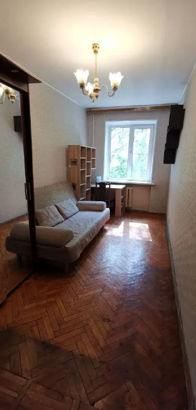 2-К квартира🏙️
М. Филевский парк4️⃣
Сдам 2-к квартиру или 2 комнаты отдельно рядом с м. Филёвский парк (8 минут пешком) и славянский бульвар (13 минут пешком).
Комнаты изолированные. 4 этаж из пяти.
Предпочтение либо семье либо двум девушкам по комнате. Желательно некурящим.
💳Цена: 60.000₽ вместе с коммуналкой и счетчиками (или 30000₽ за комнату). Никаких доплат больше не нужно.
Из животных можно кошку, но не собаку.
Из техники есть холодильник, микроволновка, стиральная машина, интернет, пылесос. Можно сделать косметические изменения в счёт арендной платы.
Рядом большой парк, река, фитнес-центр, школа, больница, торговые центры. Частная медико-биологическая школа в соседнем доме.
💌Писать в телеграм: @juliamelange или в whatsapp по номеру телефона: +7-926-561-37-21 юлия - фотография - 1