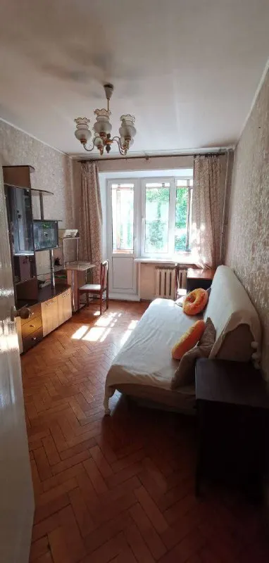 2-К квартира🏙️
М. Филевский парк4️⃣
Сдам 2-к квартиру или 2 комнаты отдельно рядом с м. Филёвский парк (8 минут пешком) и славянский бульвар (13 минут пешком).
Комнаты изолированные. 4 этаж из пяти.
Предпочтение либо семье либо двум девушкам по комнате. Желательно некурящим.
💳Цена: 60.000₽ вместе с коммуналкой и счетчиками (или 30000₽ за комнату). Никаких доплат больше не нужно.
Из животных можно кошку, но не собаку.
Из техники есть холодильник, микроволновка, стиральная машина, интернет, пылесос. Можно сделать косметические изменения в счёт арендной платы.
Рядом большой парк, река, фитнес-центр, школа, больница, торговые центры. Частная медико-биологическая школа в соседнем доме.
💌Писать в телеграм: @juliamelange или в whatsapp по номеру телефона: +7-926-561-37-21 юлия - фотография - 5