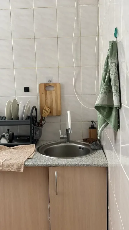 Комната, 12 м²
М новогиреево

• 7 Мин пешком
• 3-Комнатная квартира
• 2 Этаж из 9
• Ул молостовых 15 к2, на карте

20 000 ₽/Мес, без комиссии
Большой гайд по аренде

Лифт • мусоропровод • стиральная машина • холодильник • интернет • мебель • посудомойка • кондиционер • с животными • с детьми • телевизор • консьерж

Район ивановское
Чистота 3.43 транспорт 3.76
Парки и скверы 4.56

Субаренда. В соседях я-творческий фрилансер, 35 лет, ищу девушку либо парня 25-35 лет без животных и вредных привычек, стоимость аренды 20.000 плюс коммуналка делится пополам (это примерно 5000-5500 с каждого в месяц), при заезде оплата за первый и за последний месяц по 20 тыс. Залог можно разбить на 2 месяца. Есть вай фай © предоплату до просмотра просят только мошенники!

Анастасия, написать
Уровень доверия низкий ⚠️
Выложить квартиру бесплатно - фотография - 4