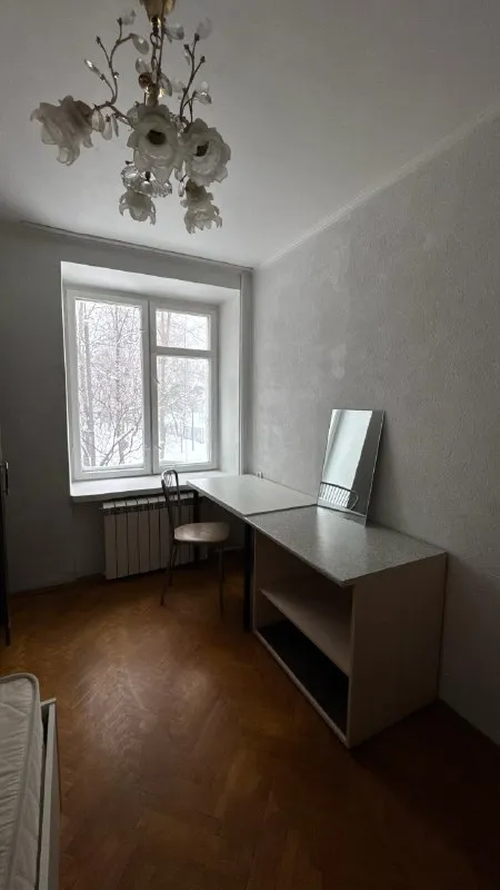Комната, 12 м²
М новогиреево

• 7 Мин пешком
• 3-Комнатная квартира
• 2 Этаж из 9
• Ул молостовых 15 к2, на карте

20 000 ₽/Мес, без комиссии
Большой гайд по аренде

Лифт • мусоропровод • стиральная машина • холодильник • интернет • мебель • посудомойка • кондиционер • с животными • с детьми • телевизор • консьерж

Район ивановское
Чистота 3.43 транспорт 3.76
Парки и скверы 4.56

Субаренда. В соседях я-творческий фрилансер, 35 лет, ищу девушку либо парня 25-35 лет без животных и вредных привычек, стоимость аренды 20.000 плюс коммуналка делится пополам (это примерно 5000-5500 с каждого в месяц), при заезде оплата за первый и за последний месяц по 20 тыс. Залог можно разбить на 2 месяца. Есть вай фай © предоплату до просмотра просят только мошенники!

Анастасия, написать
Уровень доверия низкий ⚠️
Выложить квартиру бесплатно - фотография - 7