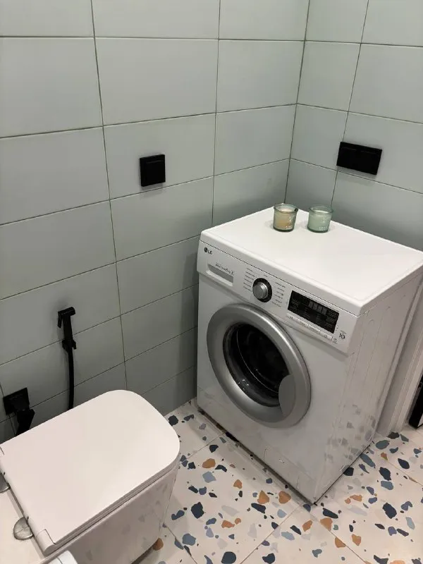 2-Комн квартира, 45 м²
М медведково
• 10 Мин на транспорте
• 12 Этаж из 19
• Ул малыгина 12а, на карте
95 000 ₽/Мес, без комиссии
Большой гайд по аренде
Стиральная машина • интернет • мебель • холодильник • посудомойка • лифт • кондиционер • с животными • с детьми • телевизор • мусоропровод • консьерж
Собственник. Я единственный собственник. Заселение с 10 января. Срок аренды от года. Окна с видом на лес и двор. Квартира оборудована всей необходимой техникой: холодильник, стиральная и посудомоечная машины, духовка, микроволновка, варочная панель. Коммунальные платежи включены в плату. У дома есть озон, вб, перекресток, пятерочка. © предоплату до просмотра просят только мошенники!
Julia, написать
Уровень доверия низкий ⚠️
Выложить квартиру бесплатно - фотография - 6