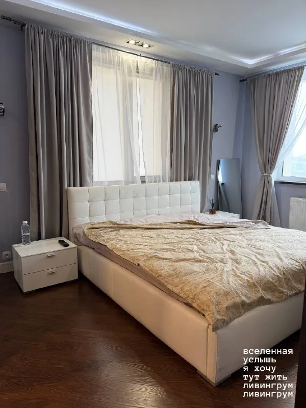 2-Комн квартира, 68 м²
М беговая
• 1 Мин пешком
• 8 Этаж из 32
• Ш хорошёвское 12 к1, на карте
140 000 ₽/Мес, без комиссии
Больше квартир и комнат
Стиральная машина • интернет • мебель • посудомойка • холодильник • кондиционер • с животными • мусоропровод • телевизор • с детьми • лифт • консьерж
Хорошёвский район
Чистота 3.84 транспорт 4.29
Парки и скверы 4.60
Аренда. Собственник. Собственник. Квартира готова к заселению на любой срок от 1 месяца. Панорамная лоджия, гардеробная, две изолированные комнаты, окна на 3 стороны. Два кондиционера, посудомойка, телевизор, тёплые полы, отличная шумоизоляция. Коммуналка 3-4к зимой. Рядом тц, метро, спортзал, все пвз, аптека и продуктовые.
Евгения м, написать
Уровень доверия низкий ⚠️
Выложить квартиру бесплатно - фотография - 1