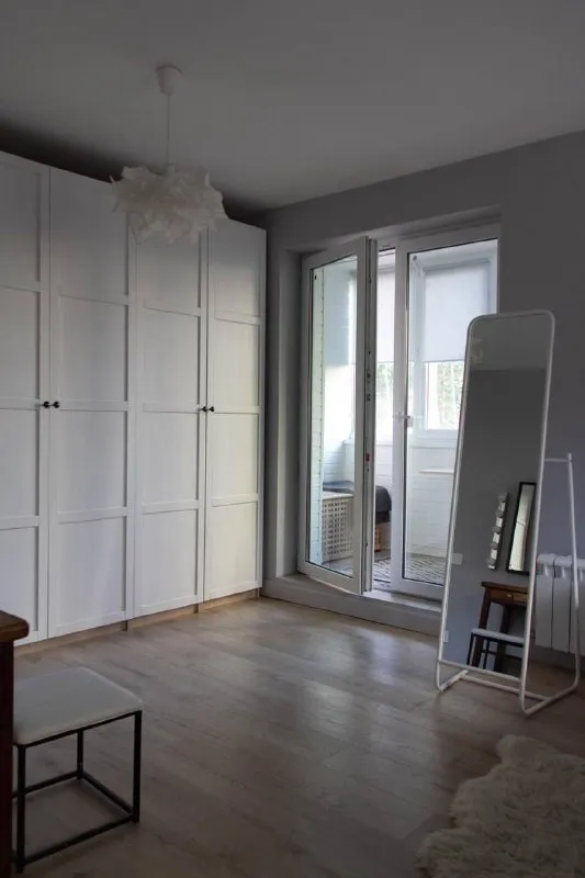 2-Комн квартира, 54 м²
М таганская
• 10 Мин пешком
• 1 Этаж из 9
• Пер большой рогожский 15, на карте
110 000 ₽/Мес, без комиссии
Большой гайд по аренде
Холодильник • стиральная машина • интернет • мебель • посудомойка • кондиционер • с детьми • мусоропровод • телевизор • лифт • с животными • консьерж
Таганский район
Чистота 4.38 транспорт 4.61
Парки и скверы 3.31
Собственник. Свободна с 17 декабря до июня 2026, возможно с продлением. Тв, посудомойка, вытяжка, микроволновка, духовка, кофемейкер, стир. Машина, посуда; в спальне встроенные шкафы, большая двуспальная кровать с ортопед. Матрасом, утепленная лоджия). Рядом: центр artplay, рогожский рынок, супермаркеты (азбука, вкусвиллы, пятерочка и др), библиотеки, спортзалы © предоплату до просмотра просят только мошенники!
Alex, написать
Уровень доверия низкий ⚠️
Выложить квартиру бесплатно - фотография - 6