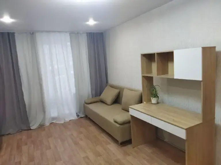 2-Комн квартира, 44.5 м²
М текстильщики

• 5 Мин пешком
• 4 Этаж из 5
• Ул люблинская 21а, на карте

65 000 ₽/Мес, без комиссии
Большой гайд по аренде

Холодильник • стиральная машина • интернет • мебель • телевизор • с детьми • с животными • посудомойка • кондиционер • мусоропровод • лифт • консьерж

Район текстильщики
Чистота 3.69 транспорт 4.06
Парки и скверы 4.28

Собственник. Я собственник, заселение возможно сегодня. Квартира после ремонта новые двери потолки окна. Есть балкон. Локация очень удобная, близко метро, развитая инфраструктура, вторая линия без шума и пыли. Парковка без проблем. Квартира уютная, светлая и теплая © предоплату до просмотра просят только мошенники!

Имя ф, написать
Уровень доверия низкий ⚠️
Выложить квартиру бесплатно - фотография - 8