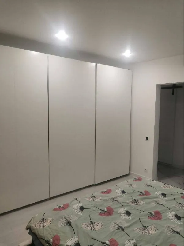 2-К квартира🏙️
М. Фонвизинская1️⃣
Сдаётся! Квартира 55 м², спальня с рабочим местом 17 м², большая комната со столом для приёма гостей, кухня 8 м² с посудомойкой.
Раздельные ванна и туалет. Очень комфортный матрас аскона, клёвый комфортной диван, кондиционеры в комнатах.
3-Й этаж из 5-ти.
Квартира классная, с хорошей энергетикой) супер локация, для любителей спорта или неспешных прогулок, 10 минут до входа в ботанический сад, вднх!
Доставка самокат и др 15 минут, пункты выдачи вб и озон в доме.
До метро фонвизинская пешком, вднх и владыкино 10 минут на автобусе
Парковка за шлагбаумом
💳Цена: 90.000₽ + счетчики
💌Telegram: @marylyash - фотография - 7