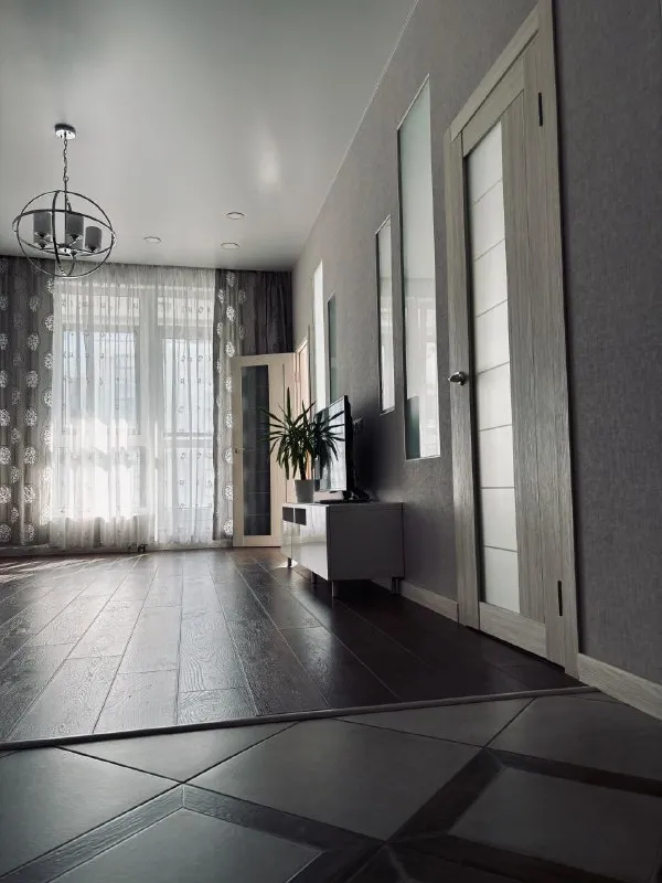 2-Комн квартира, 64 м²
М водники
• 15 Мин на транспорте
• 3 Этаж из 5
• Химки, ул загородная 2, на карте
Холодильник • стиральная машина • интернет • мебель • посудомойка • кондиционер • с детьми • телевизор • лифт • с животными • мусоропровод • консьерж
Собственник. Светлая уютная двушка в жк бизнес класса. Дорогой ремонт и встраивая бытовая техника. На территории жк все пвз и вкус вилл. Шереметьево 15 мин удобно для командировок. Мцд химки 15 и далее 20 мин до центра. Ждем в гости © предоплату до просмотра просят только мошенники!
Аукцион! Предложи цену в комментариях с рассказом о себе. Собственник напишет в лс на лучшее предложение.
Выложить квартиру бесплатно - фотография - 5