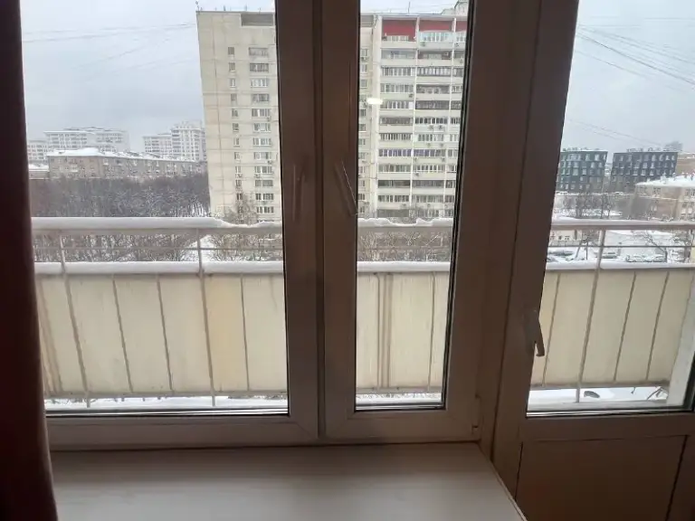 Сдам комнату в квартире м. Тульская м. Шаболовская ул. Серпуховский вал 8.
Без комиссии. Собственник. Оплата за первый и последний месяц. Сдаётся комната. Новая мебель, кровать 160см. Ортопедический матрас а аскона.
Все включено, цена с учётом всех доп. Платежей и wi-fi только для девушки или молодой женщины (проживает женский коллектив) в квартире имеется все для комфортного проживания три санузла две ванные комнаты вся бытовая техника. Тихие соседи.
43000 Руб.
+79222614899 Ирина
➡️Предоплату/бронь/заморозку денег/автооплату до просмотра квартиры не вносить! Если по этому объявлению спрашивают какую либо оплату сообщите по контактам в описании канала. - фотография - 5