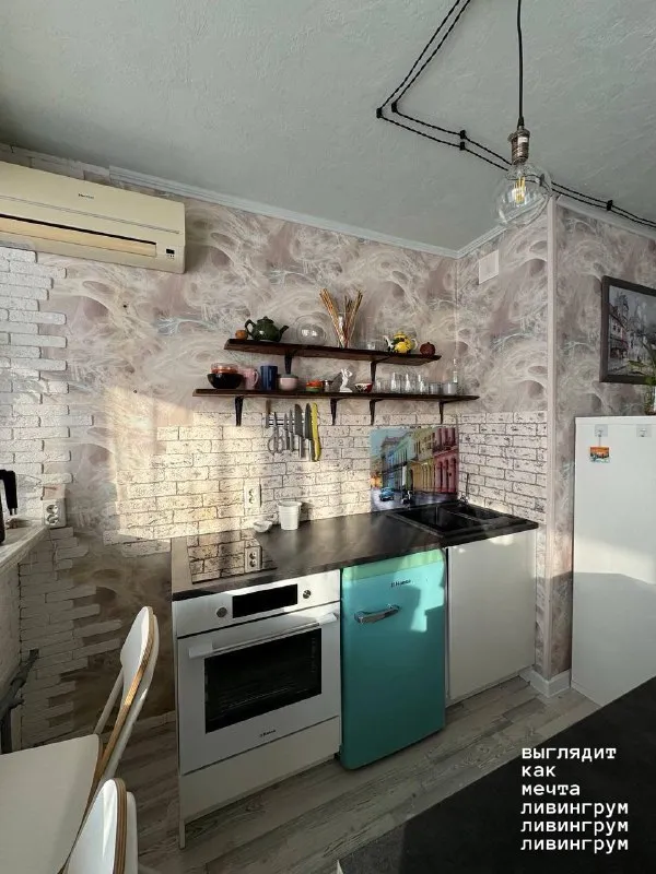 2-Комн квартира, 47 м²
М новаторская

• 7 Мин пешком
• 17 Этаж из 17
• Ул удальцова 6, на карте

100 000 ₽/Мес, без комиссии
Больше квартир и комнат

Стиральная машина • интернет • мебель • холодильник • кондиционер • телевизор • лифт • мусоропровод • с детьми • посудомойка • с животными • консьерж

Район проспект вернадского
Чистота 4.53 транспорт 4.62
Парки и скверы 4.83

Аренда. Собственник. Солнечная евродвушка. Кухня-гостиная с панорамной лоджией, две спальни с 2-спальными кроватями. Совмещенный санузел. Окна на солнечную сторону. В 7 минутах пешком метро и бкл проспект вернадского и новаторская и вся необходимая инфраструктура. За домом пруды и два парка. Парковка со шлагбаумом. Ку по счетчикам. Залог 30к. Без комиссии.

Олеся, написать
Уровень доверия средний 🆗
Выложить квартиру бесплатно - фотография - 7
