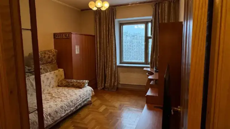 3-Комн квартира, 75 м²
М новогиреево
• 5 Мин пешком
• 7 Этаж из 16
• Пр-кт зелёный 48 к3, на карте
85 000 ₽/Мес, без комиссии
Большой гайд по аренде
Холодильник • стиральная машина • интернет • мебель • посудомойка • кондиционер • с животными • с детьми • телевизор • мусоропровод • лифт • консьерж
Район новогиреево
Чистота 3.30 транспорт 4.55
Парки и скверы 4.34
Собственник. Собственник! Сдам трешку в 4 мин пешком от метро новогиреево современный кирпичный дом, закрытая территория, консьержи 75 кв. М. , две лоджии, просторная кухня (12 кв. М). Хороший светлый ремонт, вся техника, включая кондиционер, диспоузер и посудомоечную машину 90 тысяч в месяц с учетом всех ку, залог 90 тысяч (можно разбить) заезд с 1 февраля © предоплату до просмотра просят только мошенники!
¤๋ࣩࣧࣧࣧࣧࣧࣧࣧࣧࣧࣧࣧ͜͡ ¤, Написать
Уровень доверия низкий ⚠️
Выложить квартиру бесплатно - фотография - 3