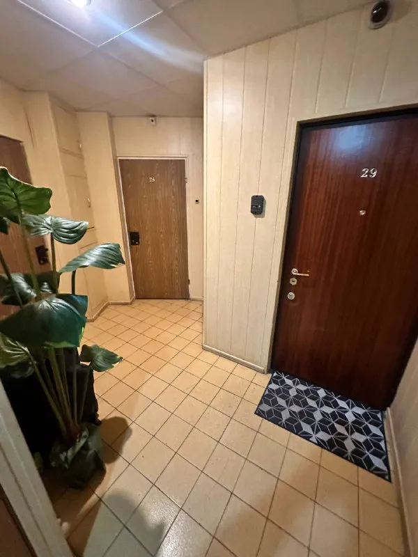 3-Комн квартира, 75 м²
М новогиреево
• 5 Мин пешком
• 7 Этаж из 16
• Пр-кт зелёный 48 к3, на карте
85 000 ₽/Мес, без комиссии
Большой гайд по аренде
Холодильник • стиральная машина • интернет • мебель • посудомойка • кондиционер • с животными • с детьми • телевизор • мусоропровод • лифт • консьерж
Район новогиреево
Чистота 3.30 транспорт 4.55
Парки и скверы 4.34
Собственник. Собственник! Сдам трешку в 4 мин пешком от метро новогиреево современный кирпичный дом, закрытая территория, консьержи 75 кв. М. , две лоджии, просторная кухня (12 кв. М). Хороший светлый ремонт, вся техника, включая кондиционер, диспоузер и посудомоечную машину 90 тысяч в месяц с учетом всех ку, залог 90 тысяч (можно разбить) заезд с 1 февраля © предоплату до просмотра просят только мошенники!
¤๋ࣩࣧࣧࣧࣧࣧࣧࣧࣧࣧࣧࣧ͜͡ ¤, Написать
Уровень доверия низкий ⚠️
Выложить квартиру бесплатно - фотография - 7