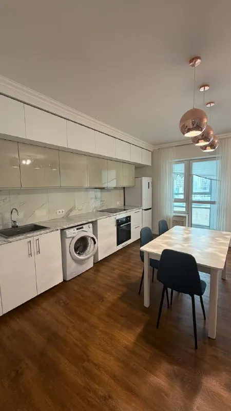 1-Комн квартира, 47 м²
М физтех
• 5 Мин пешком
• 4 Этаж из 16
• Ш дмитровское 124а, на карте
80 000 ₽/Мес, без комиссии
Большой гайд по аренде
Стиральная машина • интернет • мебель • холодильник • с животными • лифт • с детьми • консьерж • посудомойка • кондиционер • телевизор • мусоропровод
Собственник. Я единственный собственник квартиры, готова к заселению в любое время, есть балкон, окна на улицу, техника вся в наличии, коммунальные платежи около 5000 руб. Вкусвилл, магнит, пвз в шаговой доступности © предоплату до просмотра просят только мошенники!
Lenie e, написать
Уровень доверия низкий ⚠️
Выложить квартиру бесплатно - фотография - 4