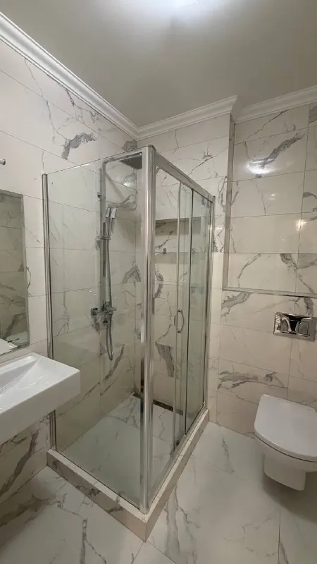 1-Комн квартира, 47 м²
М физтех
• 5 Мин пешком
• 4 Этаж из 16
• Ш дмитровское 124а, на карте
80 000 ₽/Мес, без комиссии
Большой гайд по аренде
Стиральная машина • интернет • мебель • холодильник • с животными • лифт • с детьми • консьерж • посудомойка • кондиционер • телевизор • мусоропровод
Собственник. Я единственный собственник квартиры, готова к заселению в любое время, есть балкон, окна на улицу, техника вся в наличии, коммунальные платежи около 5000 руб. Вкусвилл, магнит, пвз в шаговой доступности © предоплату до просмотра просят только мошенники!
Lenie e, написать
Уровень доверия низкий ⚠️
Выложить квартиру бесплатно - фотография - 8