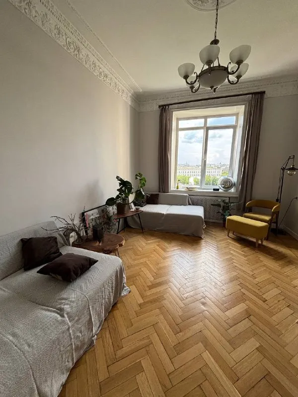 3-Комн квартира, 92 м²
М таганская

• 7 Мин пешком
• 6 Этаж из 23
• Наб котельническая 1/15б, на карте

180 000 ₽/Мес, без комиссии
Большой гайд по аренде

Холодильник • стиральная машина • посудомойка • кондиционер • интернет • мебель • телевизор • консьерж • лифт • с животными • с детьми • мусоропровод

Субаренда. Сдается с 10.02.26 до 10.03.26 жемчужина в знаменитой высотке на котельнической с видом на кремль окна выходят на закатную сторону. 3 комнаты спальня, гостиная, кабинет, большая прихожая, 2 кладовки. Квартира полностью укомплектована всем необходимым. © предоплату до просмотра просят только мошенники!

Arina s, написать
Уровень доверия низкий ⚠️
Выложить квартиру бесплатно - фотография - 8