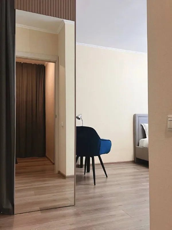1-Комн квартира, 33 м²
М беляево
• 12 Мин пешком
• 5 Этаж из 9
• Ул генерала антонова 7 к2, на карте
75 000 ₽/Мес, без комиссии
Большой гайд по аренде
Интернет • мебель • стиральная машина • холодильник • мусоропровод • телевизор • лифт • посудомойка • кондиционер • с животными • с детьми • консьерж
Район коньково
Чистота 4.63 транспорт 4.56
Парки и скверы 4.83
Собственник. Готова к заселению. Сдается после ремонта уютная квартира в тихом и зелёном районе! Современная планировка: отдельная гардеробная, рабочий стол и зона отдыха с ортопедической кроватью. Техника bosch, samsung. В шаговой доступности парки, магазины. Идеальный вариант для тех, кто ценит комфорт и функциональность. Залог месяц. © предоплату до просмотра просят только мошенники!
Elena, написать
Уровень доверия низкий ⚠️
Выложить квартиру бесплатно - фотография - 3