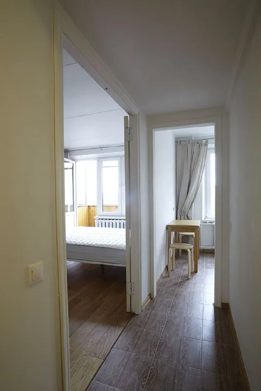 1-Комн квартира, 32 м²
М вднх

• 3 Мин пешком
• 7 Этаж из 9
• Б-р ракетный 5, на карте

80 000 ₽/Мес, без комиссии
Большой гайд по аренде

Холодильник • стиральная машина • интернет • мебель • посудомойка • с детьми • мусоропровод • лифт • кондиционер • с животными • телевизор • консьерж

Алексеевский район
Чистота 4.43 транспорт 4.84
Парки и скверы 4.63

Собственник. Собственники, с 23 января, надолго, работающим гражданам рф (не онлайн), есть лоджия, вид из окон прекрасный, есть встроенный холодильник, встроенная стиралка с сушкой, встроенная посудомойка. Микроволновка. Нет духовки. , залог 80 000, магазинов полно, парков по округе - ног не хватит все пройти. 2 реальных минуты до метро вднх. © предоплату до просмотра просят только мошенники!

Denis, написать
Уровень доверия низкий ⚠️
Выложить квартиру бесплатно - фотография - 8