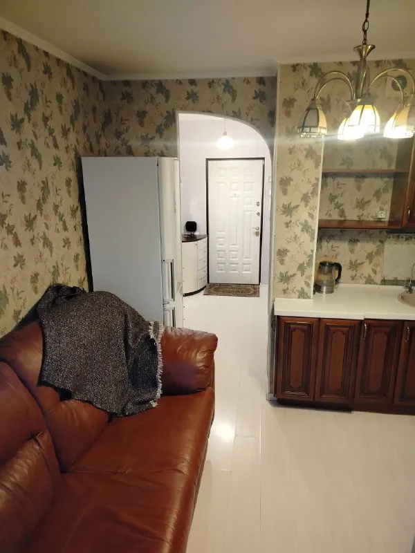 1-Комн квартира, 38 м²
М марьина роща

• 7 Мин пешком
• 8 Этаж из 22
• Ул шереметьевская 27, на карте

Холодильник • стиральная машина • интернет • мебель • посудомойка • кондиционер • с детьми • с животными • мусоропровод • консьерж • лифт • телевизор

Район марьина роща
Чистота 3.96 транспорт 4.19
Парки и скверы 3.15

Собственник. Уютная однокомнатная квартира в близи метро. Дорогой ремонт и бытовая техника. Сдается впервые и готова к заезду. Обжитой район, пвз, тц ашан, поликлиника, сад, школа. Парковка во дворе. Ждем наших жильцов © предоплату до просмотра просят только мошенники!

Аукцион! Предложи цену в комментариях с рассказом о себе. Собственник напишет в лс на лучшее предложение.
Выложить квартиру бесплатно - фотография - 3