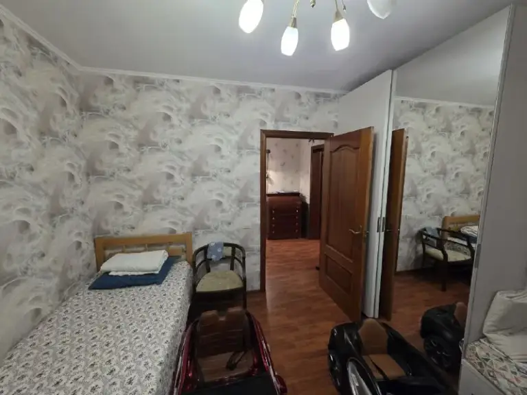 4-Комн квартира, 98 м²
М петровско-разумовская
• 5 Мин пешком
• 2 Этаж из 16
• Ул яблочкова 49, на карте
120 000 ₽/Мес, без комиссии
Большой гайд по аренде
Интернет • мебель • посудомойка • холодильник • стиральная машина • кондиционер • с животными • с детьми • телевизор • лифт • мусоропровод • консьерж
Бутырский район
Чистота 4.20 транспорт 4.34
Парки и скверы 4.12
Собственник. Просторная 4к кв, 3 отдельные спальни, зал, большая ванная, умный туалет с биде, посудомойка, большой умный тв, много мест для хранения, 98м2, грузовой лифт, мусоропровод. Метро и мцд д1 и д3 в 5 минутах пешком. Без комиссий. 120 тр в мес + счетчики. Залог можно разбить. Интернет на 6 мес в подарок. Заезд с февраля, смотреть уже можно.
Carpe d, написать
Уровень доверия средний 🆗
Выложить квартиру бесплатно - фотография - 5