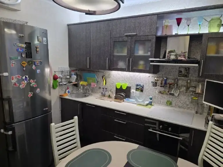4-Комн квартира, 98 м²
М петровско-разумовская
• 5 Мин пешком
• 2 Этаж из 16
• Ул яблочкова 49, на карте
120 000 ₽/Мес, без комиссии
Большой гайд по аренде
Интернет • мебель • посудомойка • холодильник • стиральная машина • кондиционер • с животными • с детьми • телевизор • лифт • мусоропровод • консьерж
Бутырский район
Чистота 4.20 транспорт 4.34
Парки и скверы 4.12
Собственник. Просторная 4к кв, 3 отдельные спальни, зал, большая ванная, умный туалет с биде, посудомойка, большой умный тв, много мест для хранения, 98м2, грузовой лифт, мусоропровод. Метро и мцд д1 и д3 в 5 минутах пешком. Без комиссий. 120 тр в мес + счетчики. Залог можно разбить. Интернет на 6 мес в подарок. Заезд с февраля, смотреть уже можно.
Carpe d, написать
Уровень доверия средний 🆗
Выложить квартиру бесплатно - фотография - 9