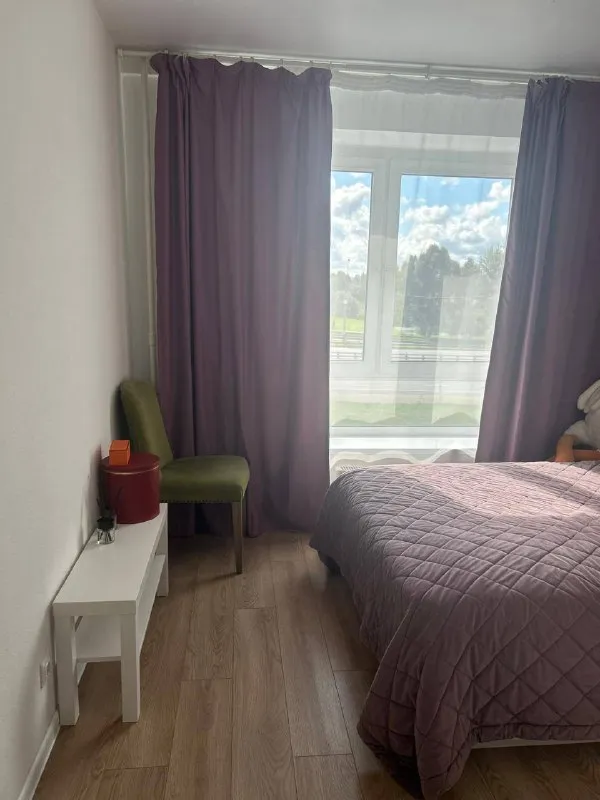 2-Комн квартира, 56.7 м²
М говорово
• 5 Мин пешком
• 2 Этаж из 14
• Ш боровское 2 к4, на карте
100 000 ₽/Мес, без комиссии
Большой гайд по аренде
Холодильник • стиральная машина • интернет • мебель • кондиционер • посудомойка • телевизор • с детьми • лифт • с животными • мусоропровод • консьерж
Район солнцево
Чистота 3.82 транспорт 4.51
Парки и скверы 4.20
Собственник. Заселение в любой день, на длительный период, нет балкона и лоджии, тв, холодильник, микроволновка, стиральная машинка, посудомоечная, 2 санузла, в жк множество магазинов, недалеко тц © предоплату до просмотра просят только мошенники!
Егор, написать
Уровень доверия низкий ⚠️
Выложить квартиру бесплатно - фотография - 9