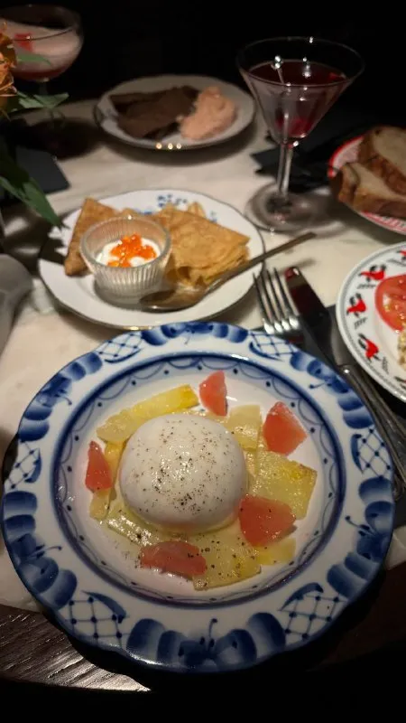 Канал с самыми трендовыми, гастрономическими местами москвы 😍

От вечно бурлящих патриков
До энергичной белорусской и динамичного китай-города 💋

В рот мне бутерброд - наш авторский канал, в котором
Мы расскажем всё о качественном досуге в столице

— Секретные места
— Топовые бары
— Рестораны и кафе
— Закрытые акции

📎Ссылочка - фотография - 7