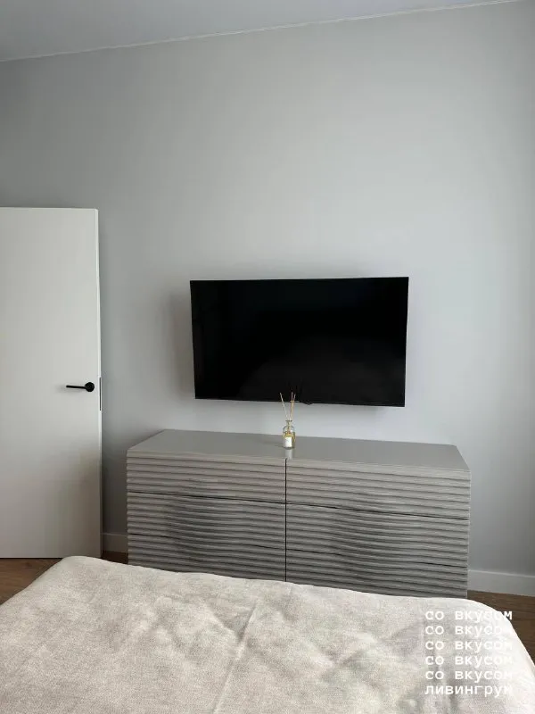 2-Комн квартира, 50 м²
М тульская
• 15 Мин пешком
• 13 Этаж из 24
• Наб новоданиловская 8, на карте
145 000 ₽/Мес, без комиссии
Больше квартир и комнат
Стиральная машина • интернет • мебель • холодильник • посудомойка • кондиционер • телевизор • лифт • консьерж • с детьми • с животными • мусоропровод
Аренда. Собственник. Апартаменты. Видовая 2хкомнатная квартира в жк бизнес класса. Новый дизайнерский ремонт в современном стиле. Большие окна с видом на москву реку, немецкая бытовая техника kuppersberg, кондиционеры, стиралка и сушилка. В жк атмосферный лобби, внутренний двор оснащен детской площадкой, зоной отдыха. Без комиссии.
Gulsina, написать
Уровень доверия низкий ⚠️
Выложить квартиру бесплатно - фотография - 3