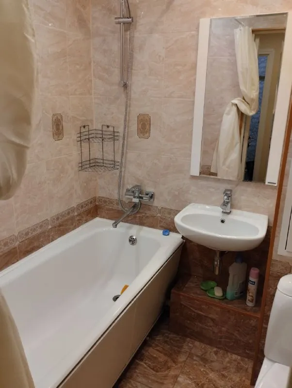 1-Комн квартира, 35.5 м²
М академическая
• 10 Мин пешком
• 6 Этаж из 12
• Ул винокурова 12 к4, на карте
65 000 ₽/Мес, без комиссии
Большой гайд по аренде
Стиральная машина • интернет • мебель • холодильник • кондиционер • с детьми • телевизор • мусоропровод • лифт • посудомойка • с животными • консьерж
Академический район
Чистота 4.67 транспорт 4.58
Парки и скверы 4.37
Собственник. Квартира от собственника, дата заселания с 1 февраля, квартира рядом с центром, вся мебель есть. Рядом много магазинов, пвз, вся инфраструктура © предоплату до просмотра просят только мошенники!
Аня, написать
Уровень доверия низкий ⚠️
Выложить квартиру бесплатно - фотография - 8