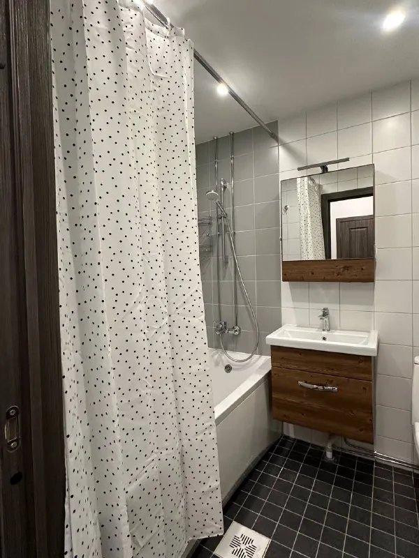 1-Комнатная квартира, 42м²
М. Девяткино

• 7 Мин пешком дом метро
• 3 Этаж из 18
• Скандинавский проезд, 8к1
• Без комиссии

40 000₽/Мес, собственник

Сдается первый раз. Квартира в хорошем состоянии, с мебелью и необходимой техникой: варочная панель, духовка, микроволновая печь, холодильник, стиральная машин, эл. Чайник. Большой панорамный балкон, есть гардеробная.

В пешей доступности гипермаркеты лента (24ч), вкусвилл, пятёрочка, пвз, бассейн газпром.

Условия аренды:
40000 ₽ В месяц + ку
Залог — 40000₽
Договор на 11 месяцев

Дата просмотра : 27 января

Контакты:
Александр t. Me/luptint - фотография - 6