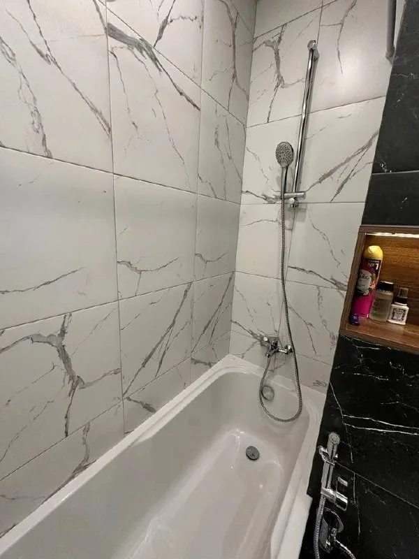 Сдам на длительный срок 1-к квартиру, 41 м²
Проспект заневский, д. 42, стр. 1 (до метро 5-6 минут)
30Т + доп платежи
Сдается очень уютная и светлая квартира. Метро рядом, в пешей доступности. Отличное состояние, выполнен качественный евроремонт. Квартира с хорошим балконом. Новый холодильник. Имеется стиральная машина.
По всем вопросам:
@Elenea1208 - фотография - 8